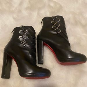 Christian Louboutin Troop 120 boots size 38